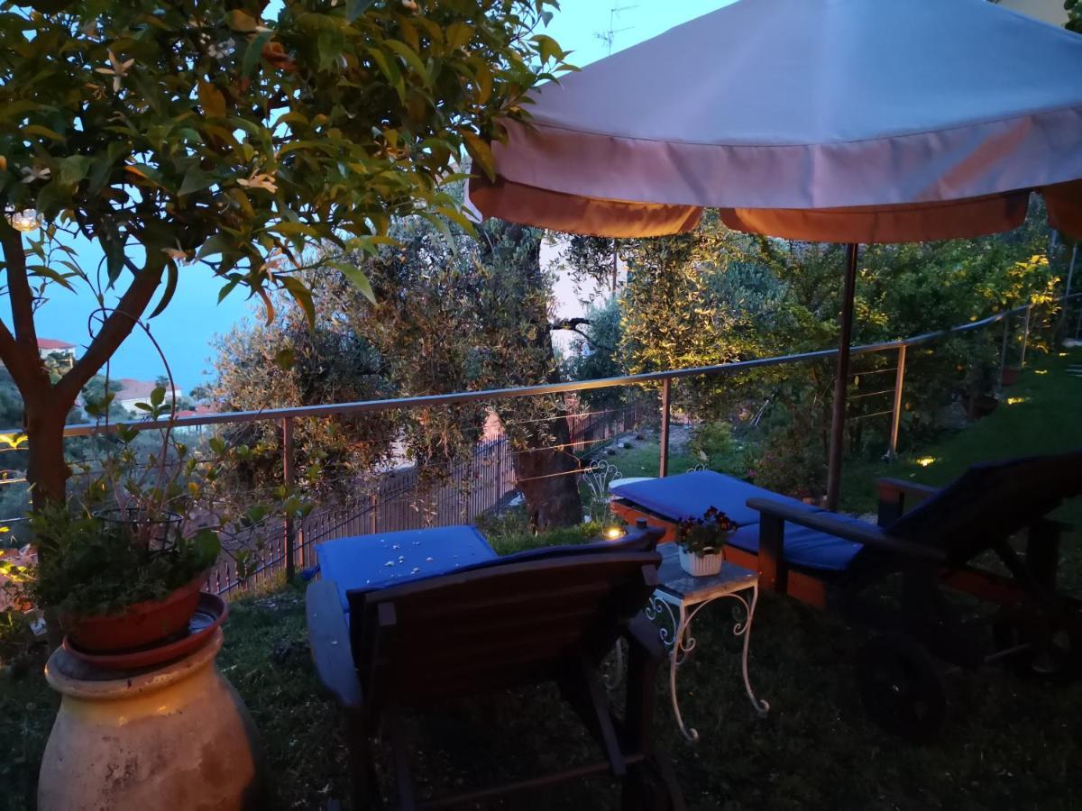 Florinda Lemon'S Suite Cervo Zewnętrze zdjęcie